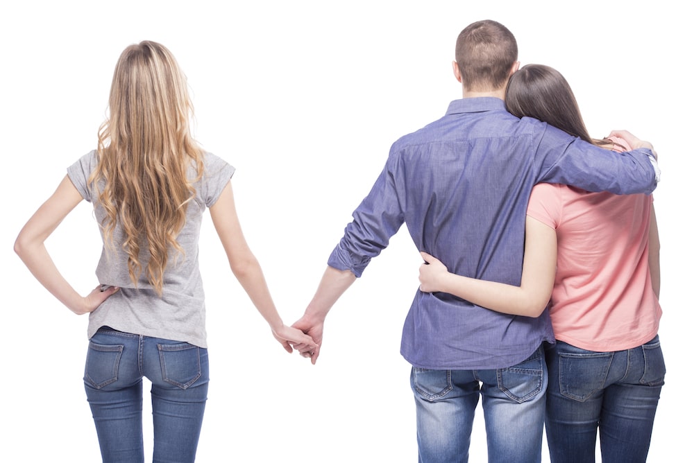 L’attribut alt de cette image est vide, son nom de fichier est infidele.jpg.